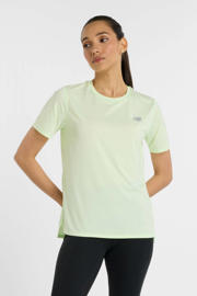 thumbnail: Mintgroene dames New Balance sportshirt van polyester met effen, korte mouwen en ronde hals