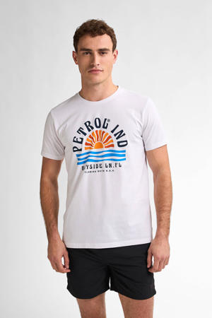 T-shirt wit