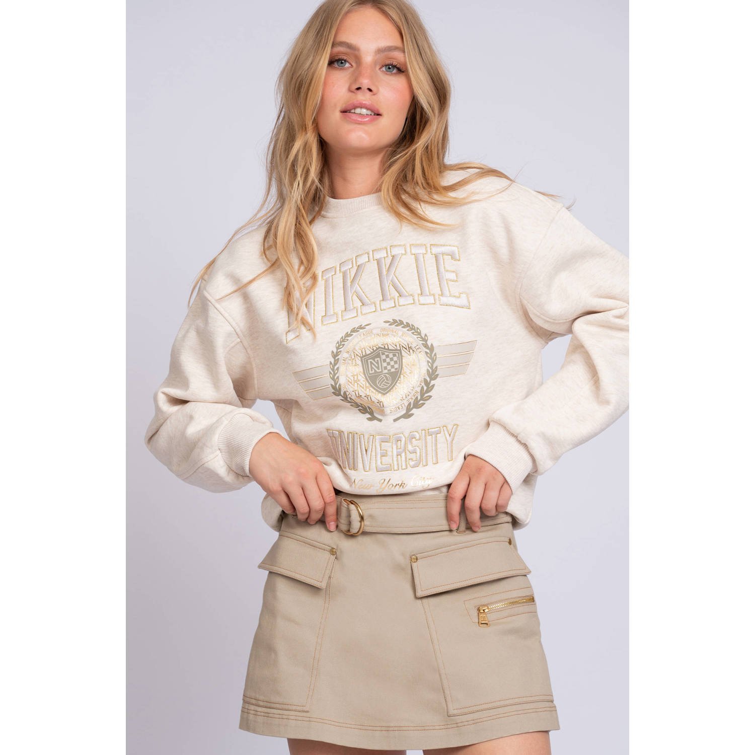 NIKKIE skort lichtkaki