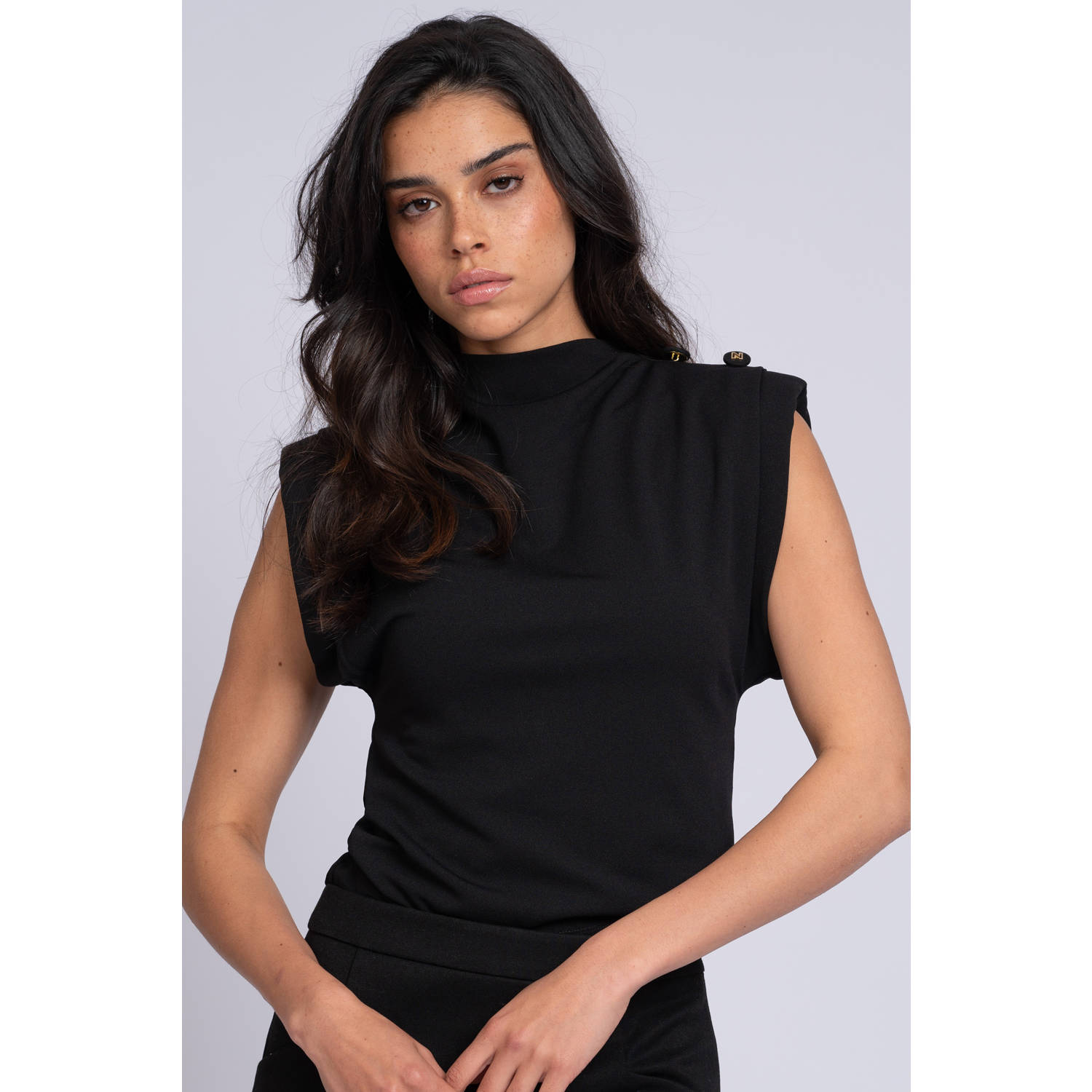 NIKKIE top zwart