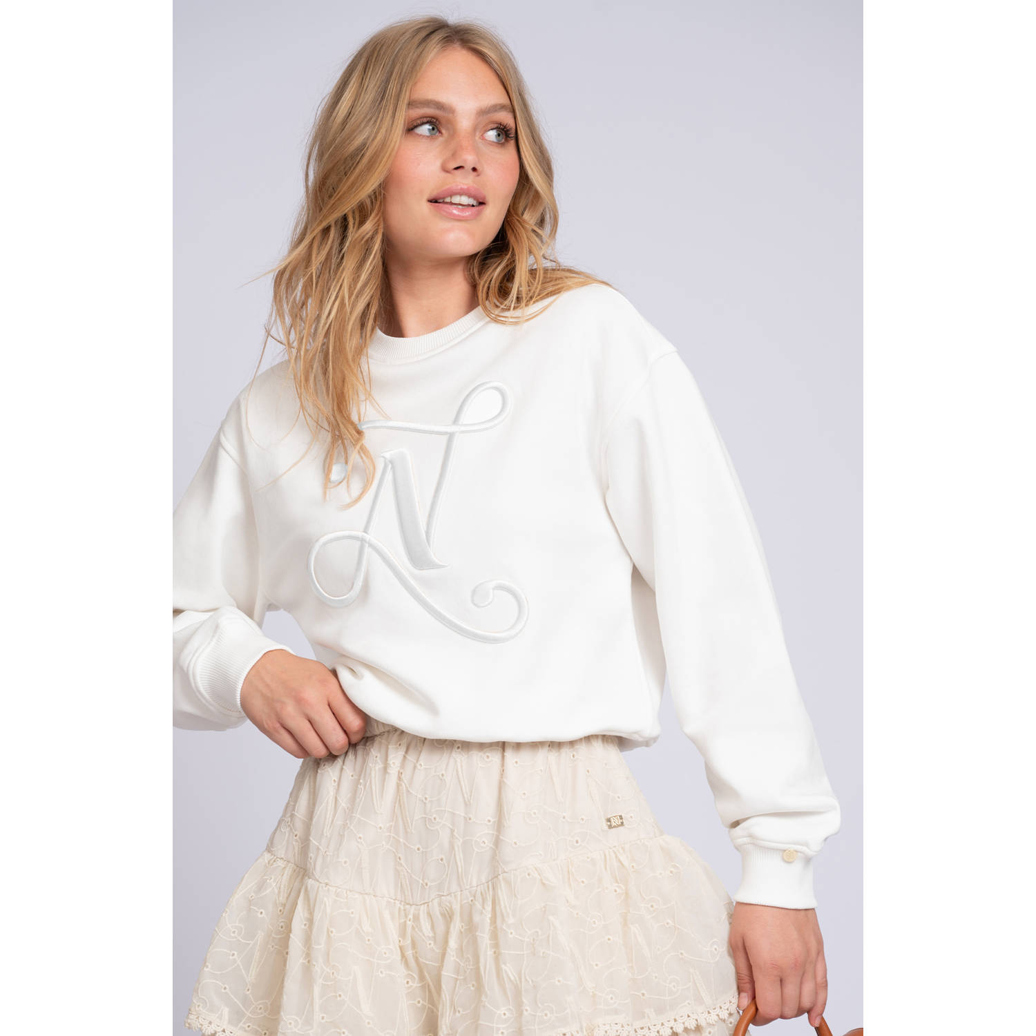 NIKKIE sweater wit