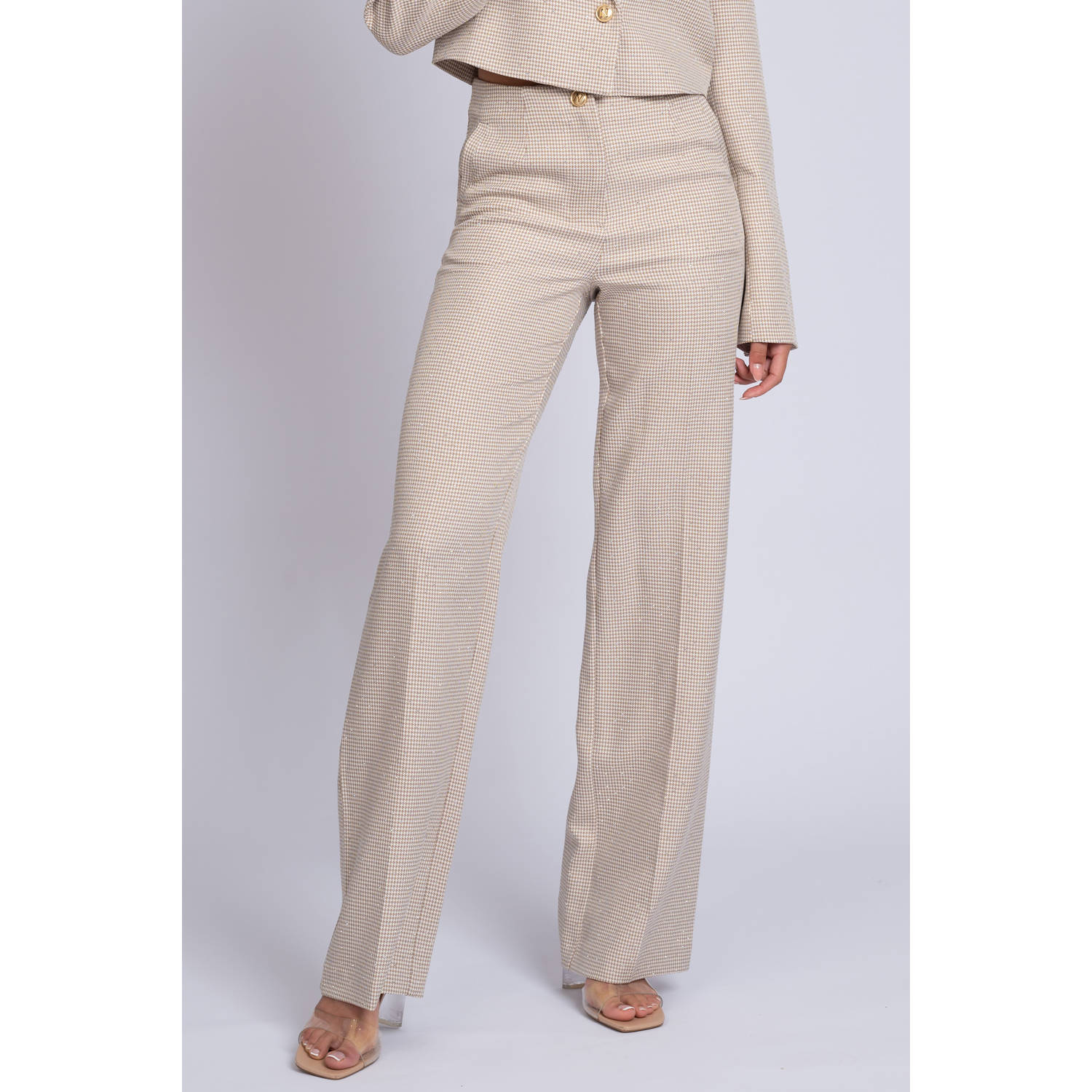 NIKKIE straight regular waist broek beige