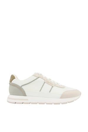 sneakers wit