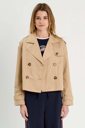 trenchcoat beige
