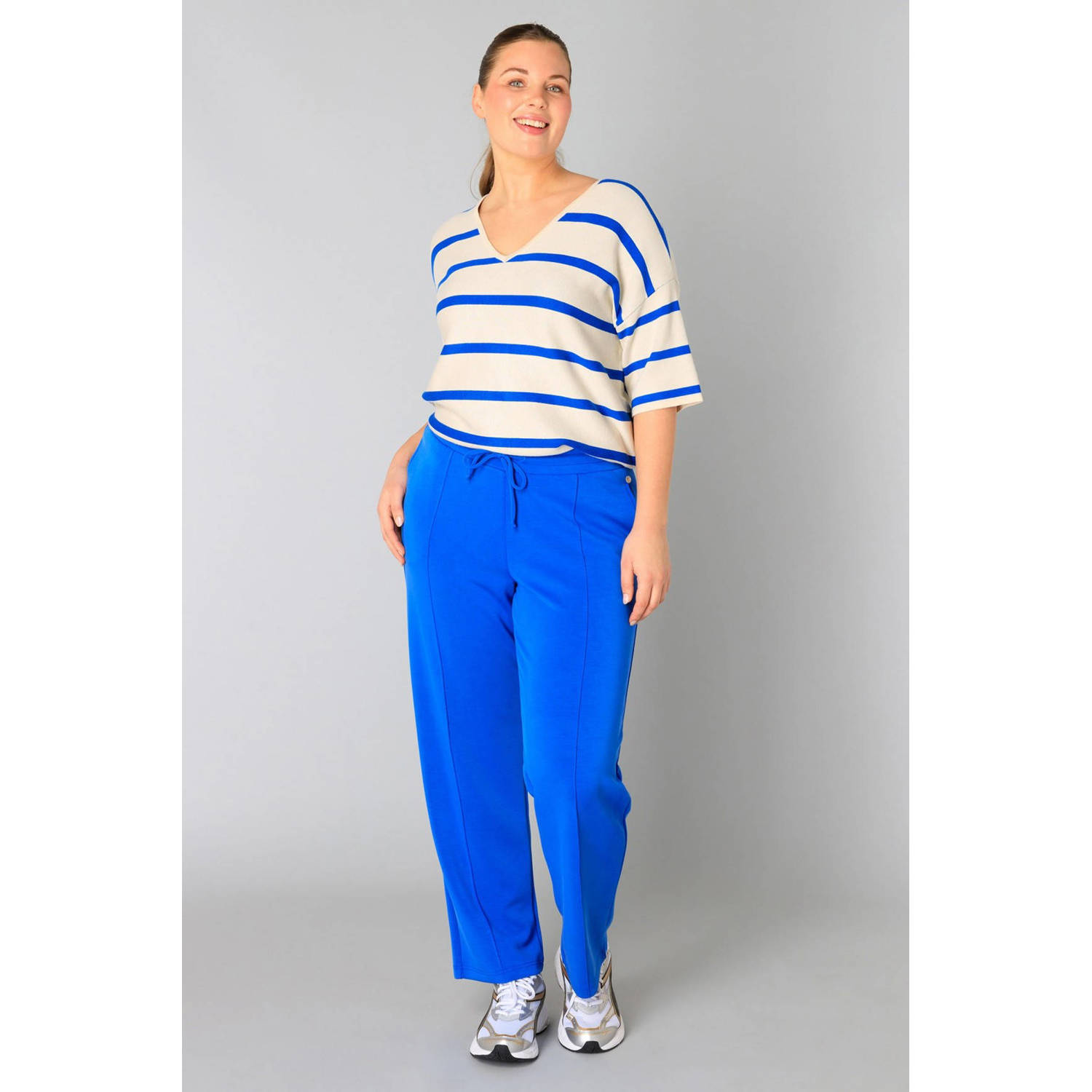 Yesta fijngebreide trui beige blauw