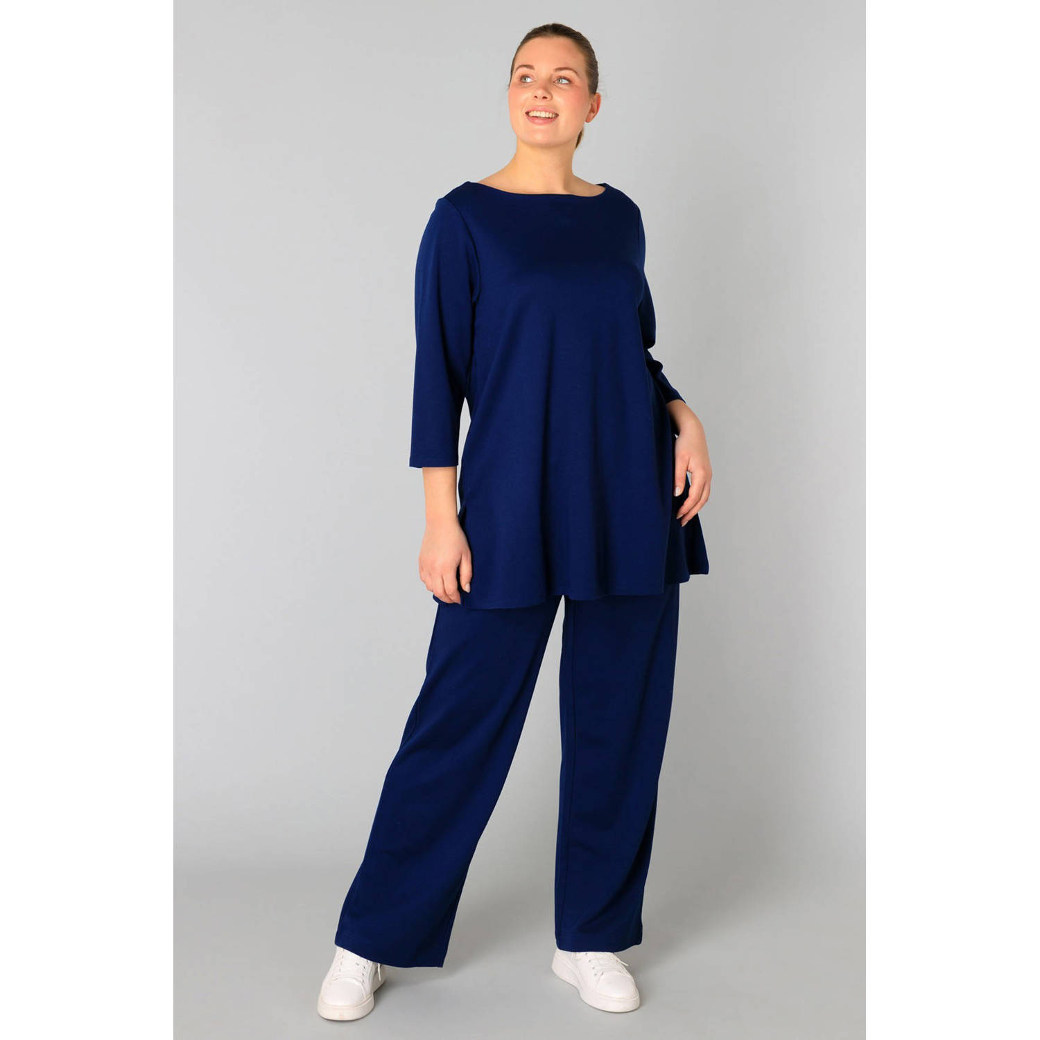 Yesta top donkerblauw