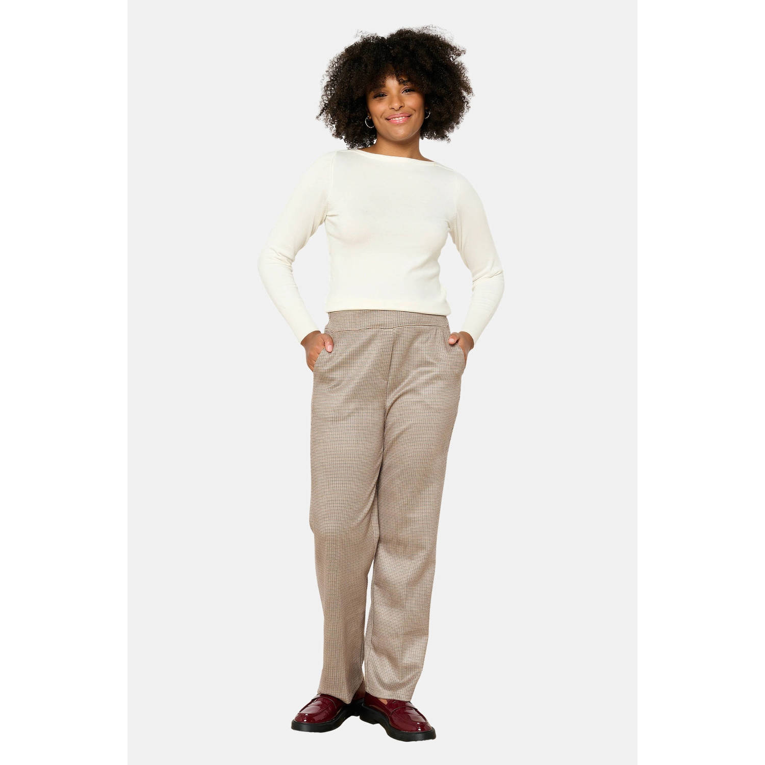 LOLALIZA straight regular waist casual broek beige