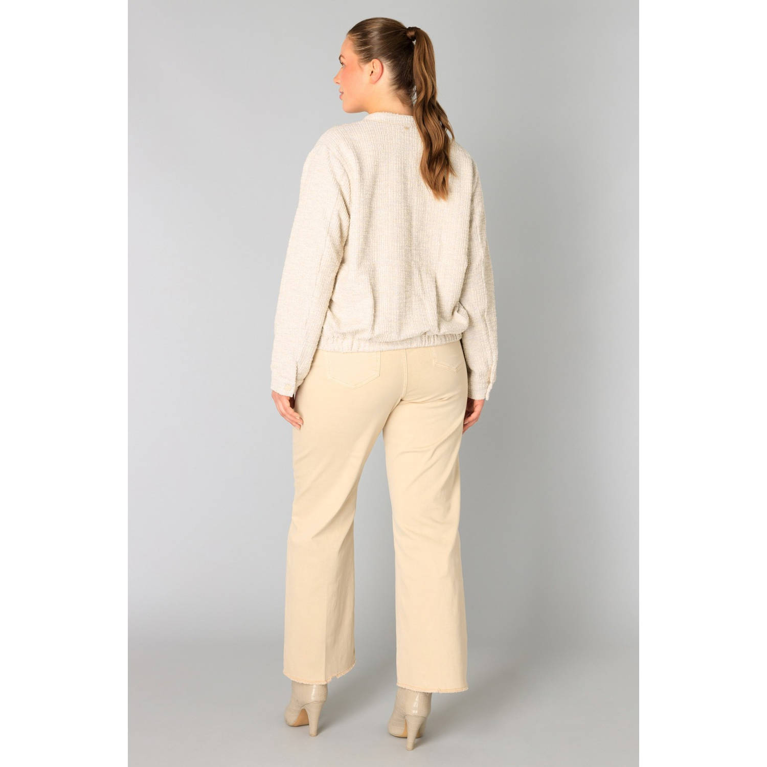 Yesta jasje beige