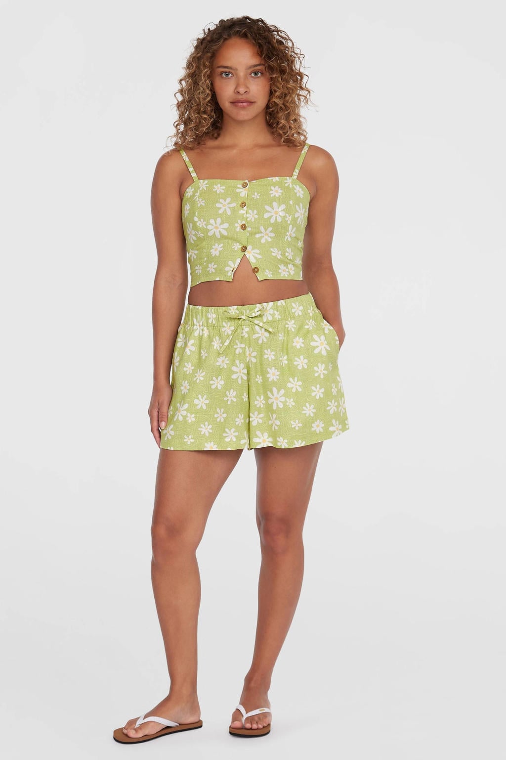 Lichtgroene dames O'Neill regular waist casual short van katoen met loose fit, elastische tailleband met koord en bloemenprint