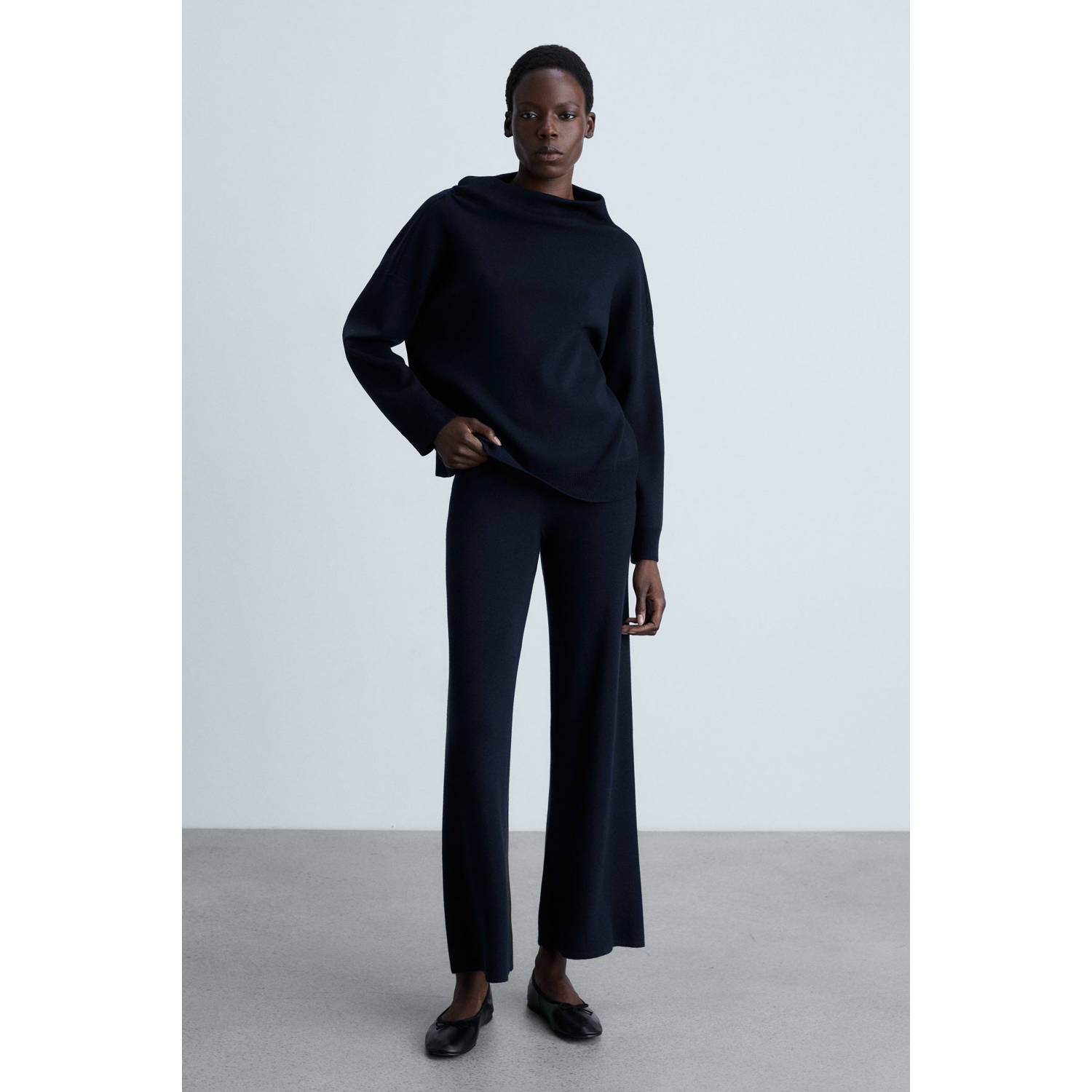 Mango trui donkerblauw rib gebreid