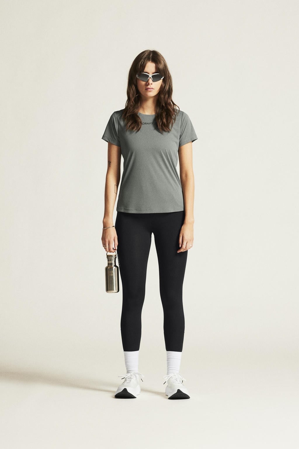 Groen en grijze dames Craft Core Essence hardloopshirt van polyester met effen, korte mouwen en ronde hals