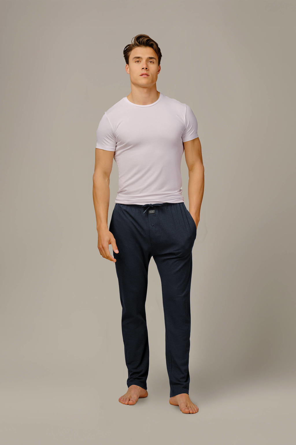 BOSS Waffle straight fit korte pyjamabroek met structuur • Zwart • de Bijenkorf BOSS Waffle straight fit korte pyjamabroek met structuur • Zwart • de Bijenkorf
