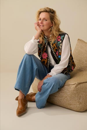 blouse wit