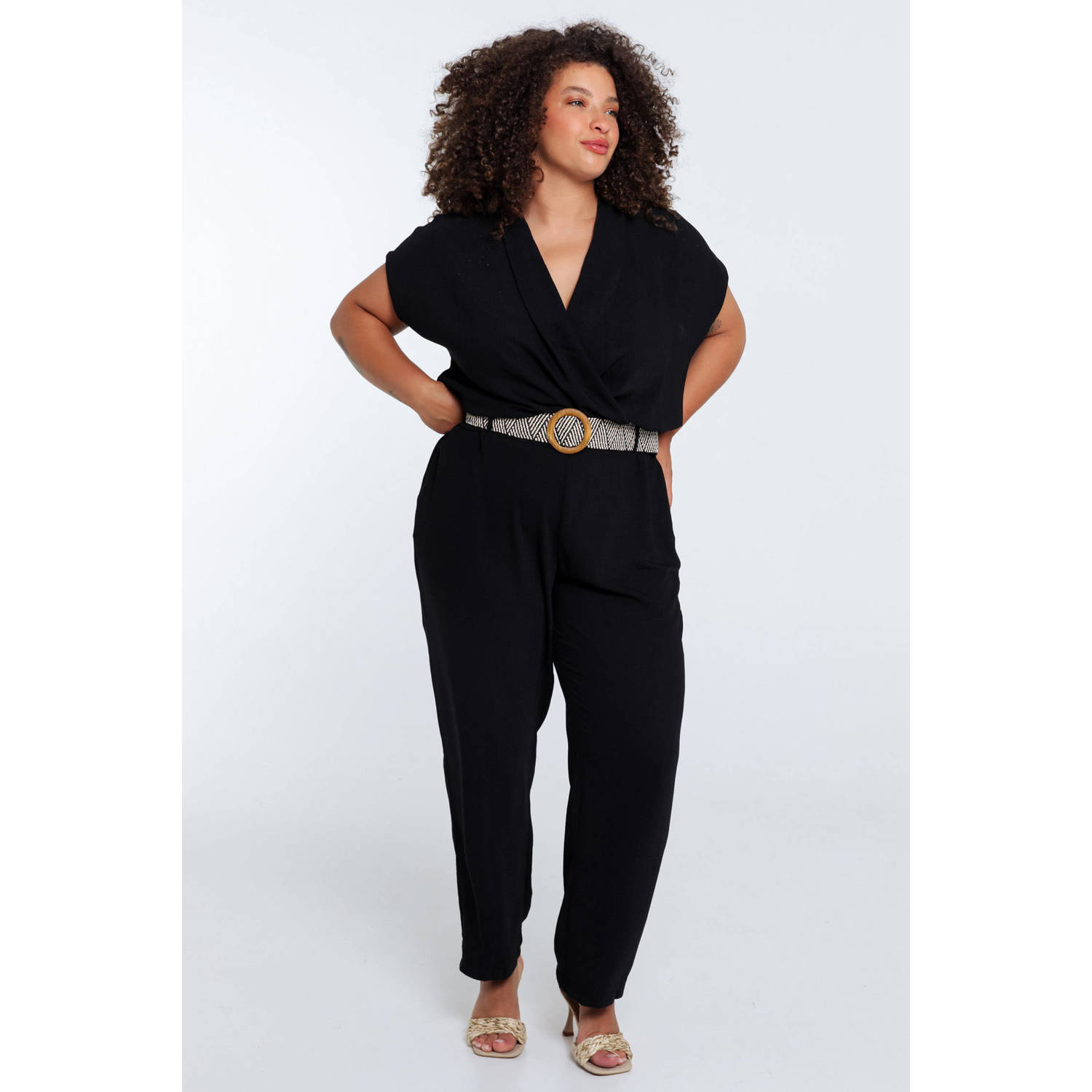 Paprika rechtvallend jumpsuit zwart