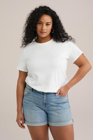 T-shirt wit
