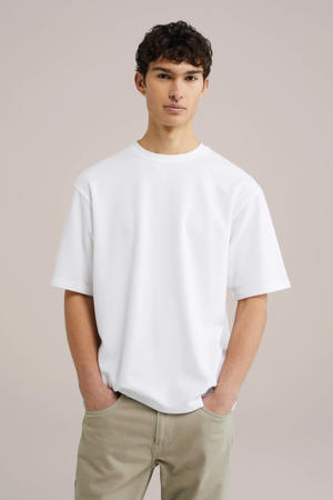 T-shirt wit