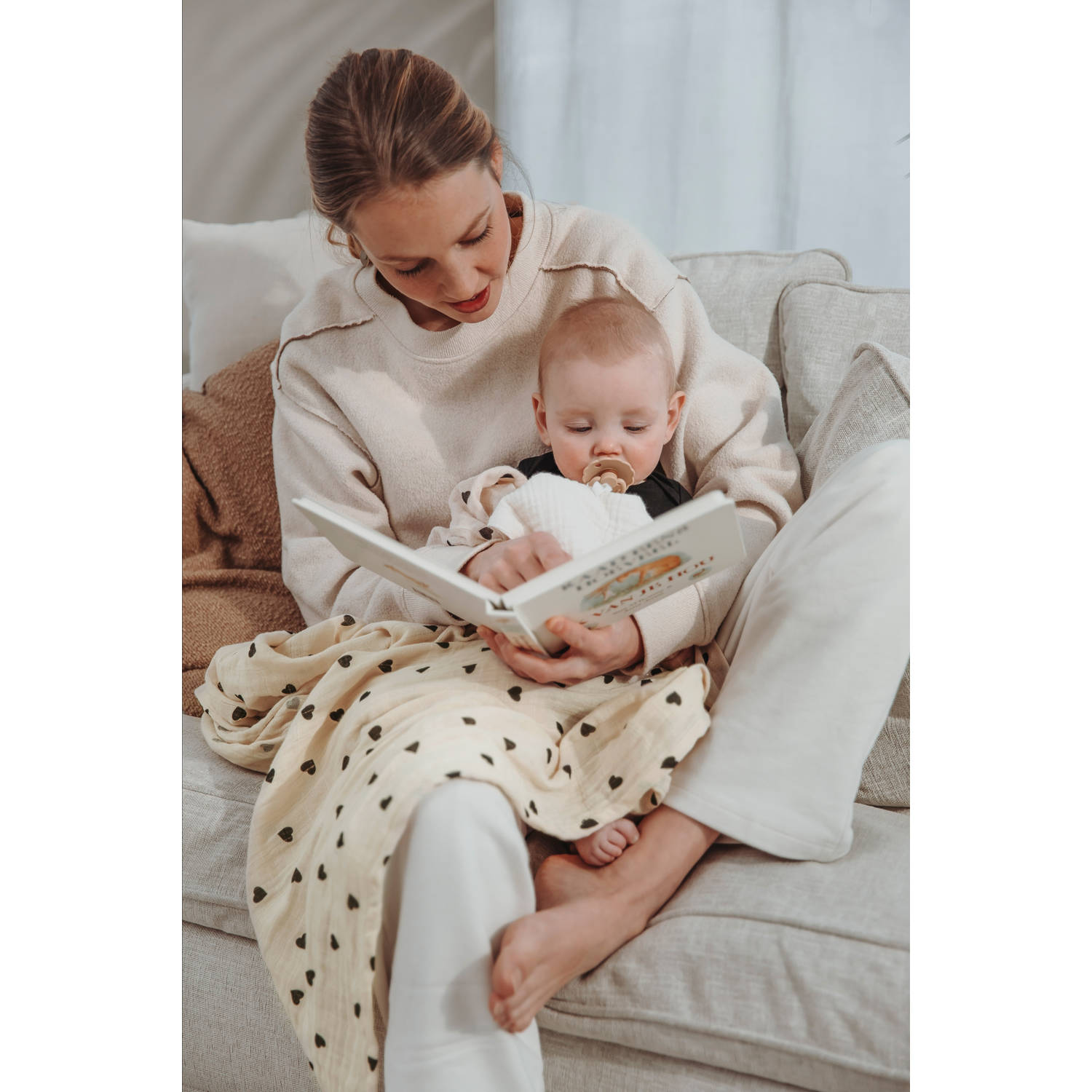 Meyco pre-washed hydrofiele swaddle Sweet Heart set van 2 soft sand black