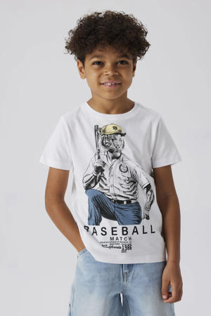 T-shirt wit