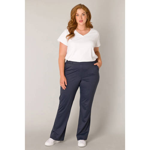 Base Level Curvy regular waist flared broek donkerblauw afbeelding