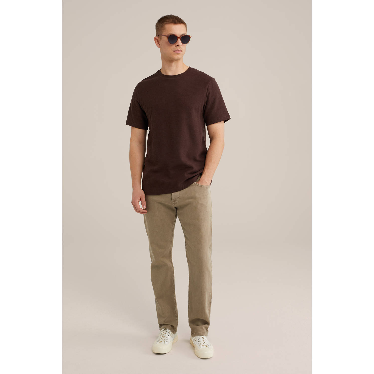 WE Fashion T-shirt met ingebreid patroon donkerbruin