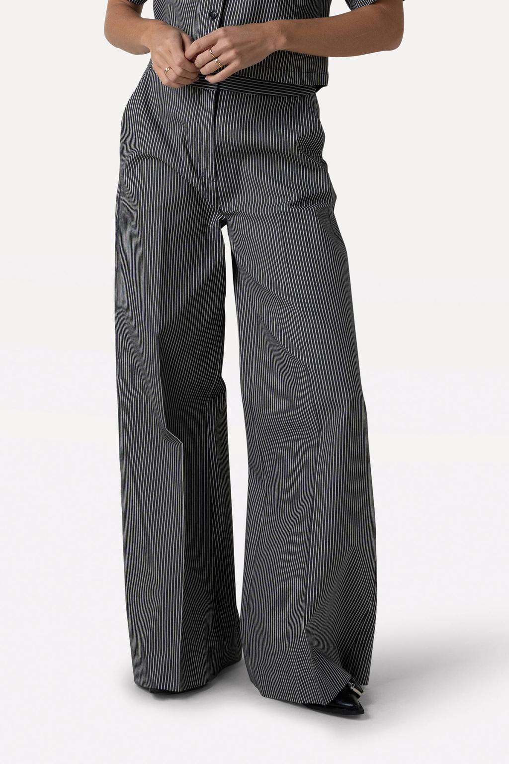 Zwarte dames Another-Label straight high waist broek van polyester met rits- en haaksluiting en effen