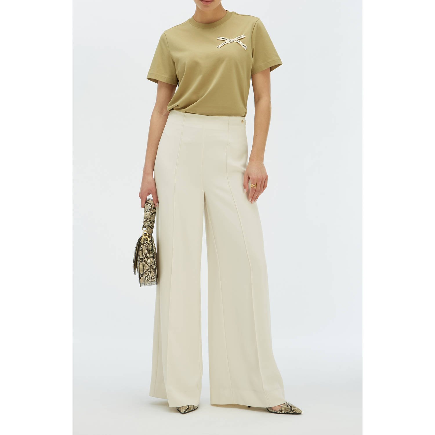 JOSH V Dames Tops & T-shirts Dorie Bow Oker