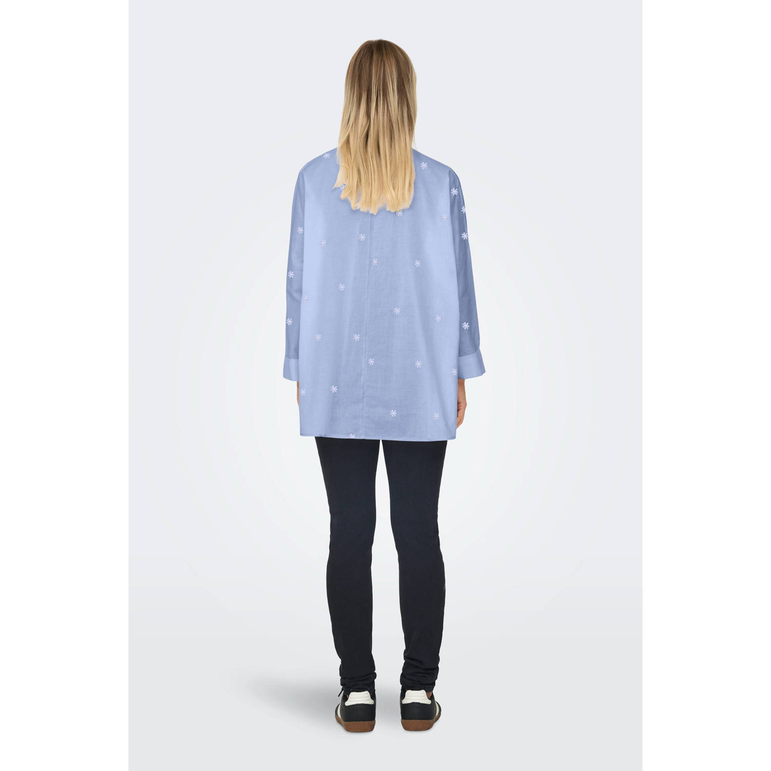 ONLY blouse lichtblauw wit