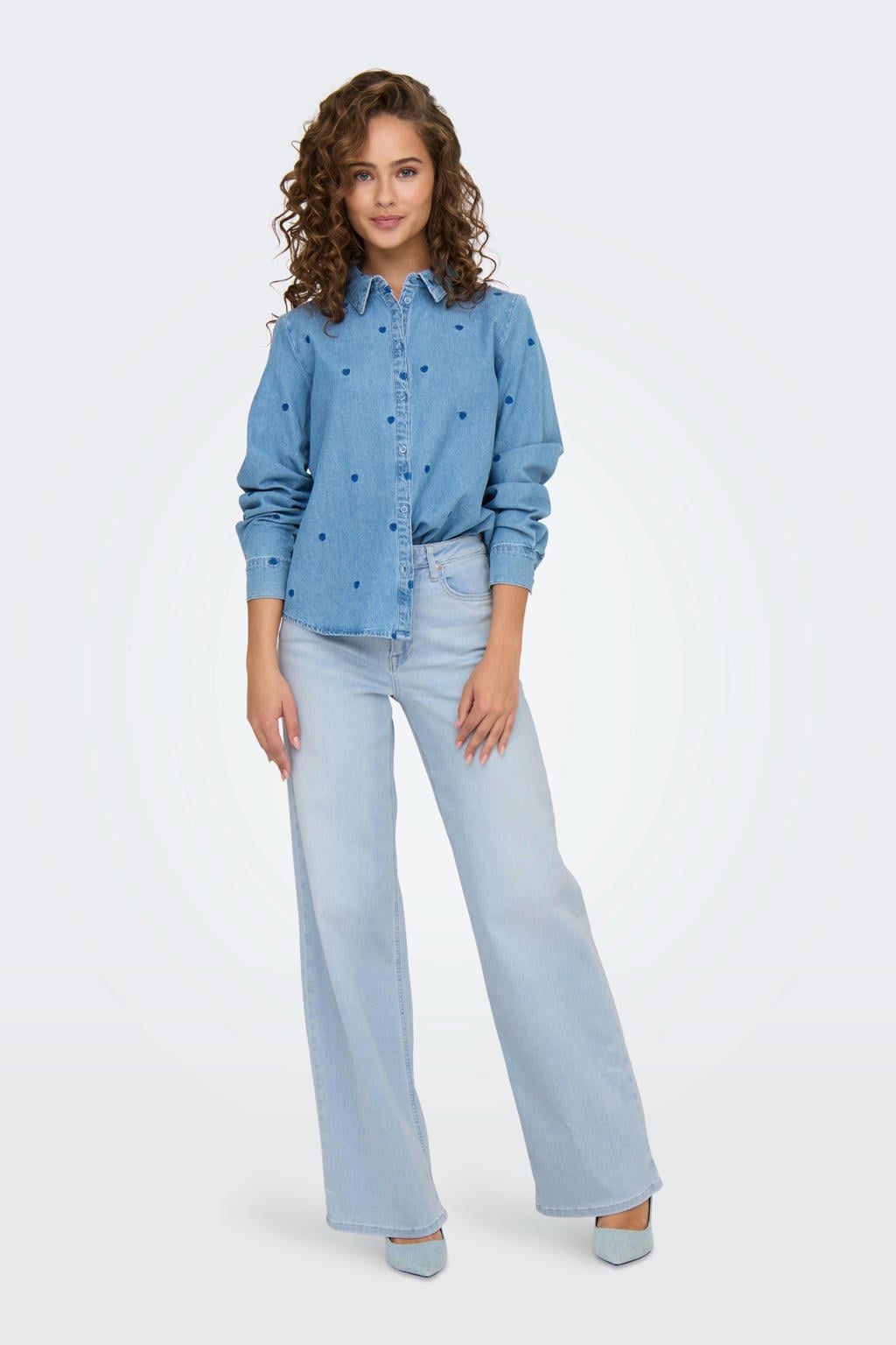 Light blue denim dames ONLY high waist wide leg jeans van denim met rits- en knoopsluiting en effen