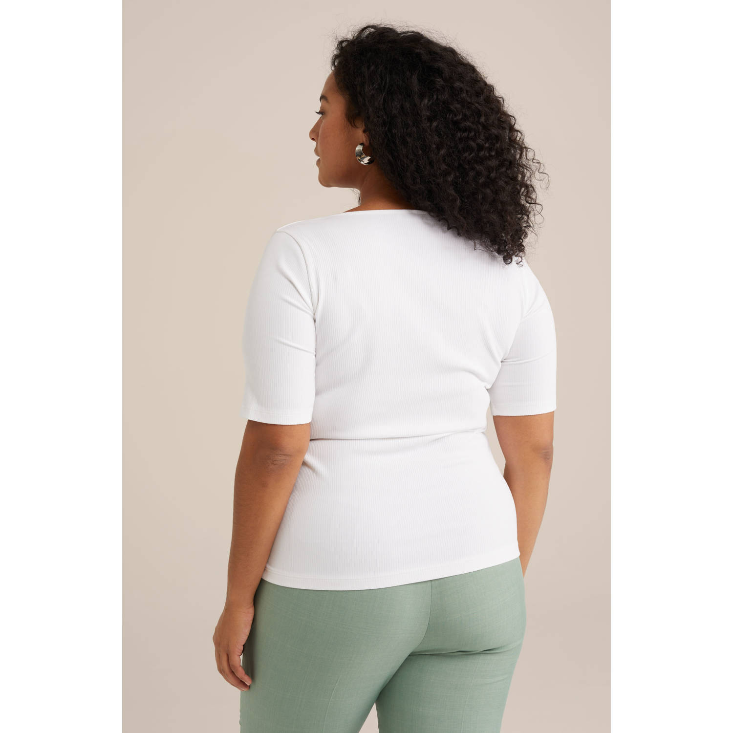 WE Fashion Curve top wit rib gebreid