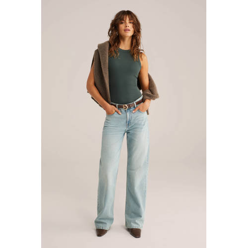 WE Fashion haltertop donkergroen rib gebreid afbeelding