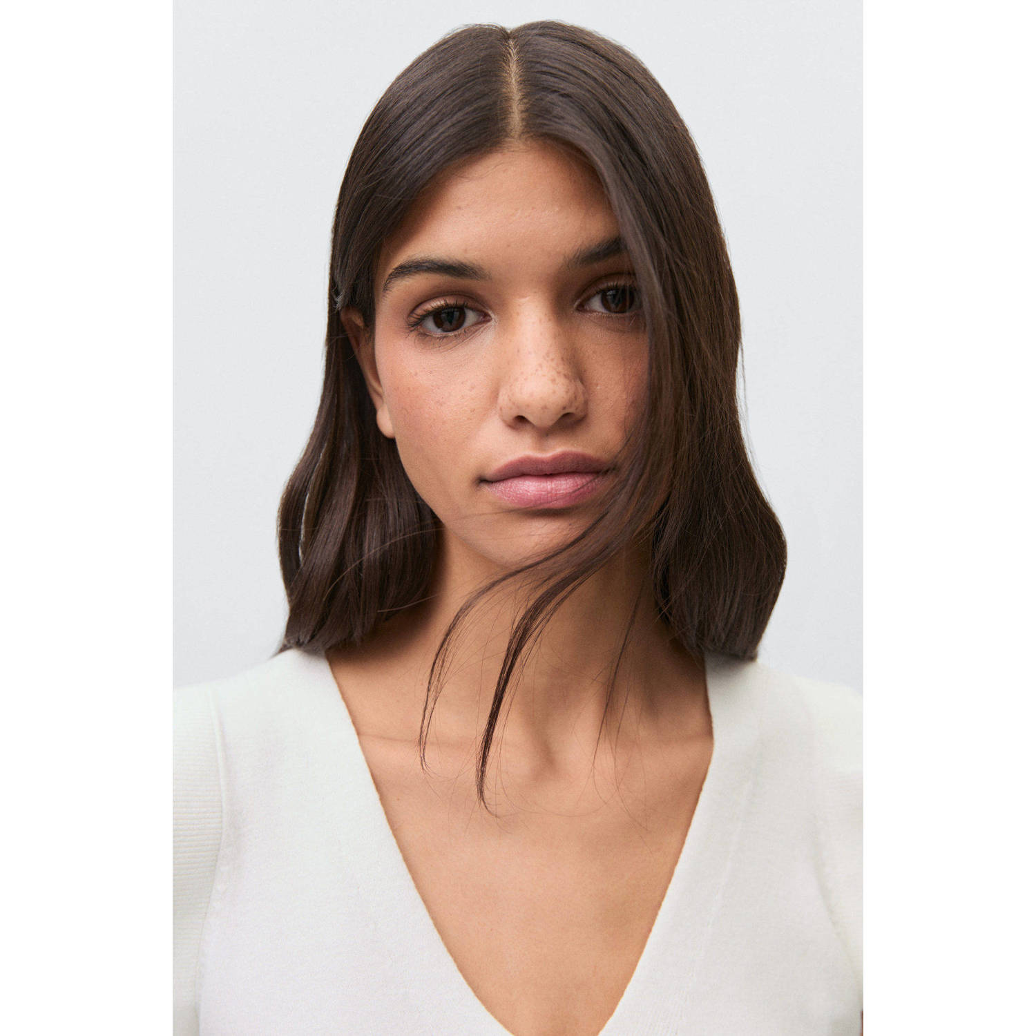 MANGO TEEN mouwloze top wit fijn gebreid