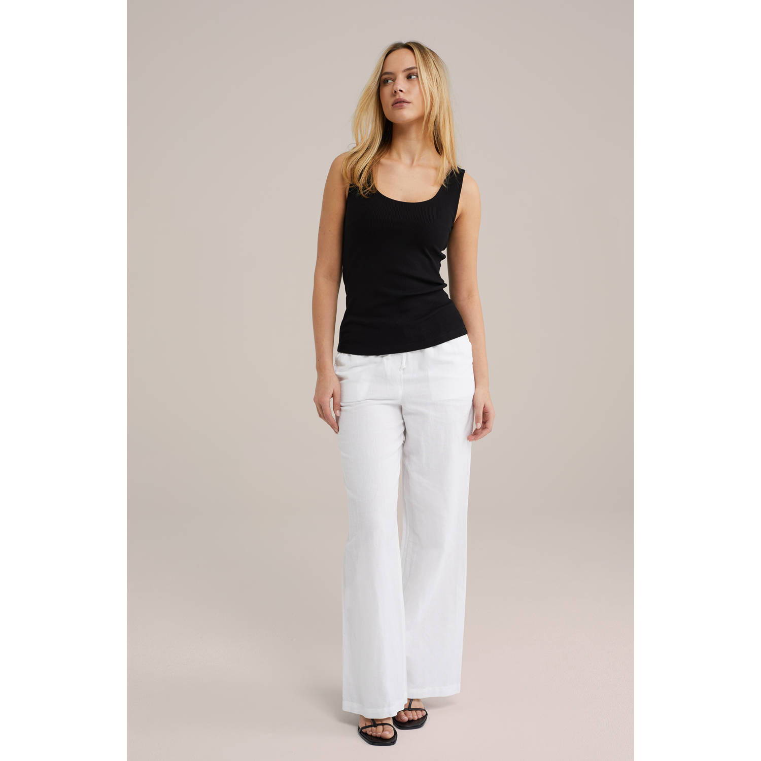 WE Fashion singlet zwart rib gebreid