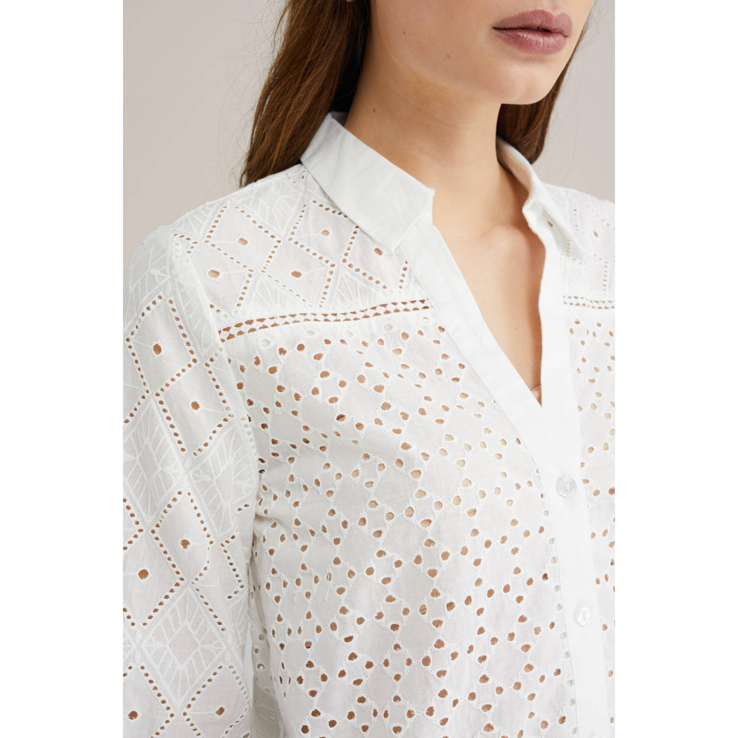 WE Fashion blouse wit broderie