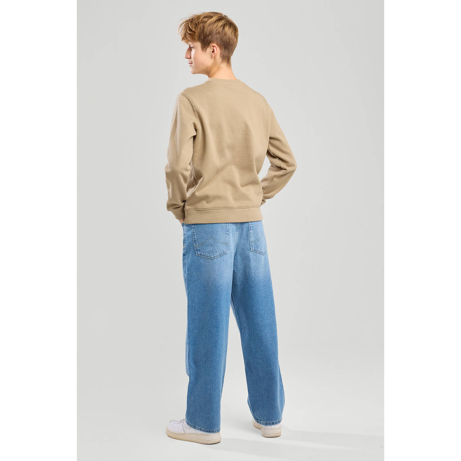 America Today sweater beige