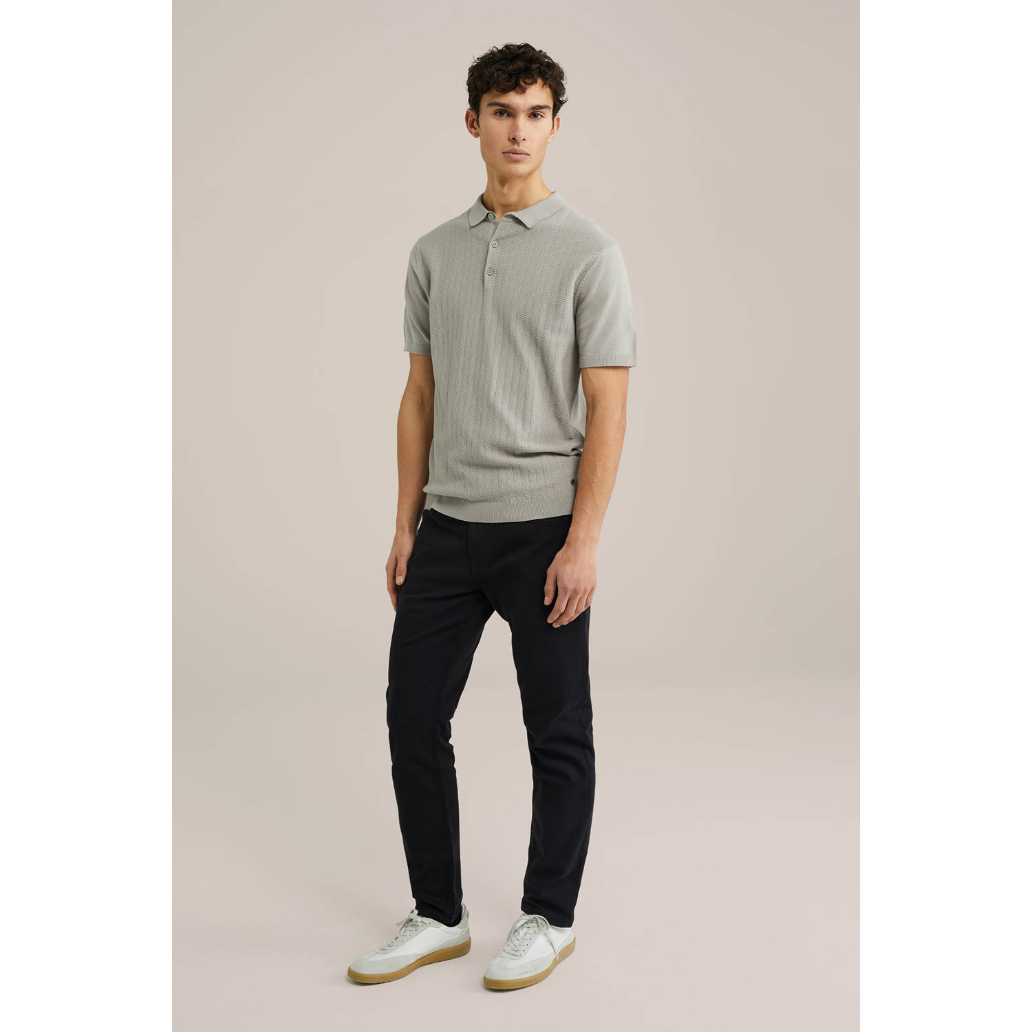 WE Fashion regular polo fijn gebreid grijs