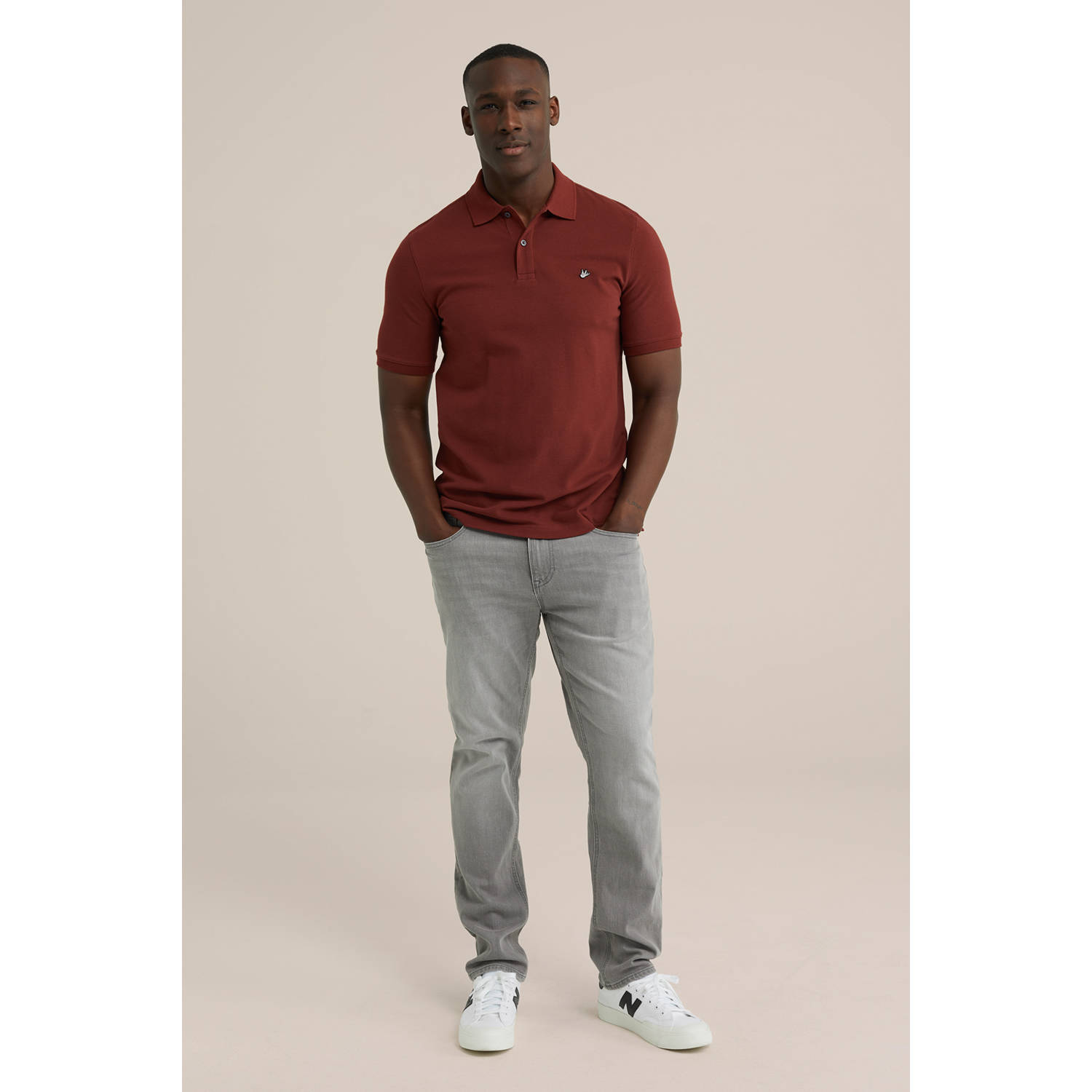 WE Fashion slim fit polo roodbruin