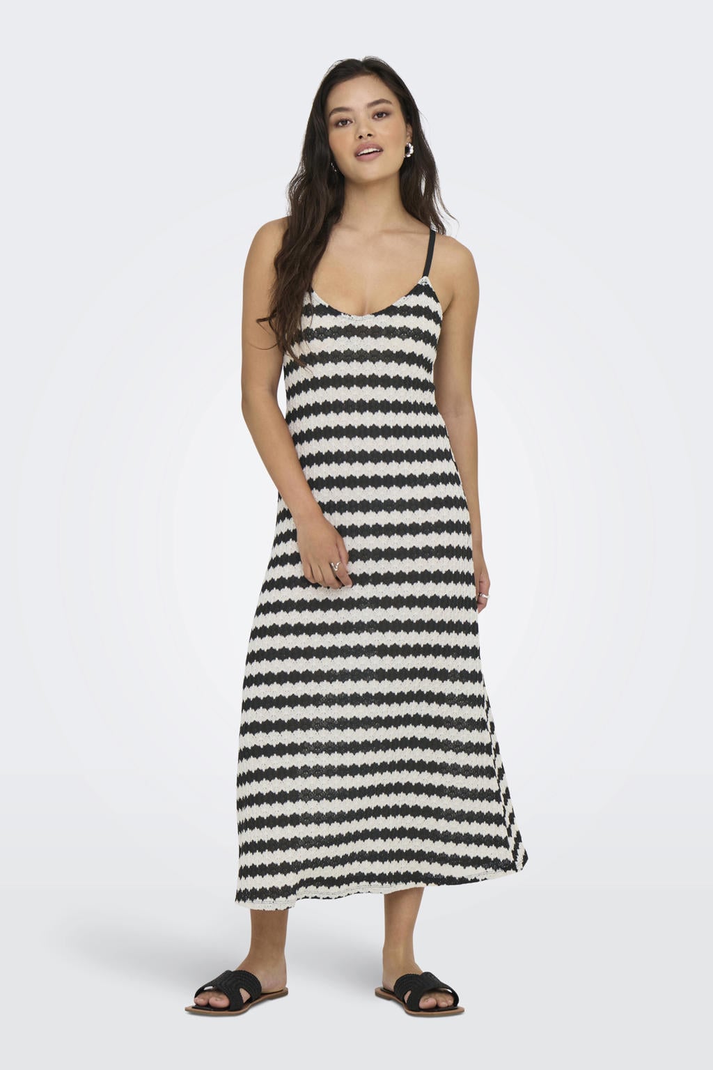 Zwart en witte dames ONLY zomerjurk fijn gebreid van polyester met strepenprint, spaghettibandjes en V-hals
