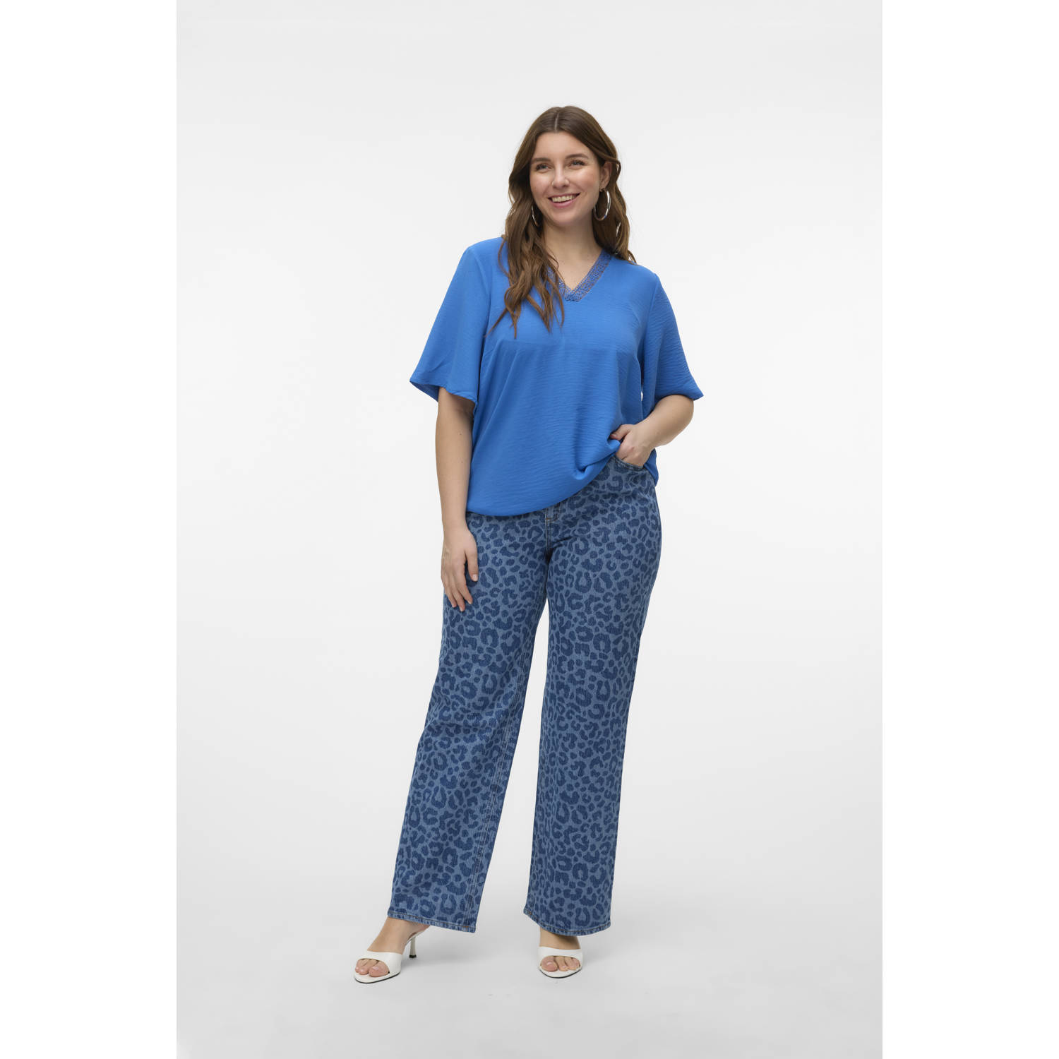 VERO MODA CURVE top blauw broderie