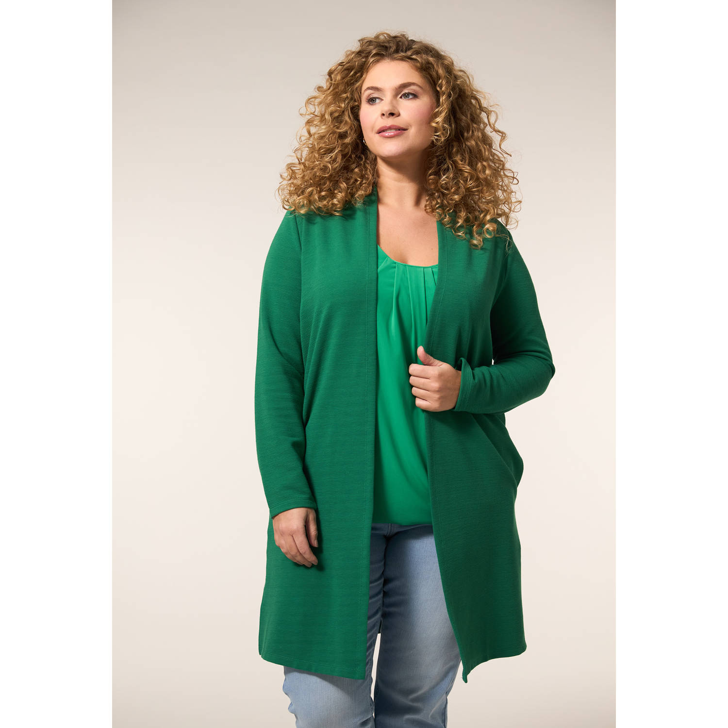 Miss Etam Plus vest groen fijn gebreid