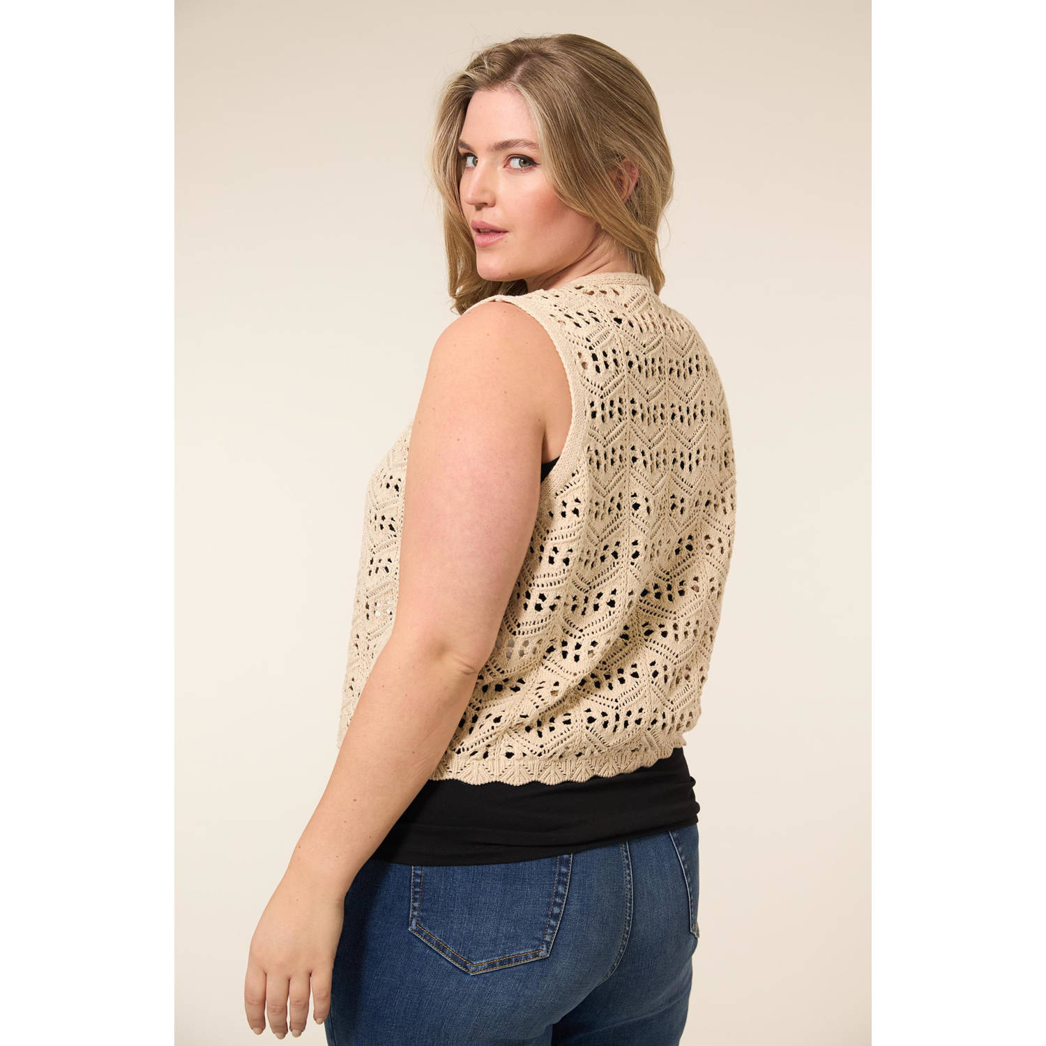 Miss Etam Plus gilet zand crochet