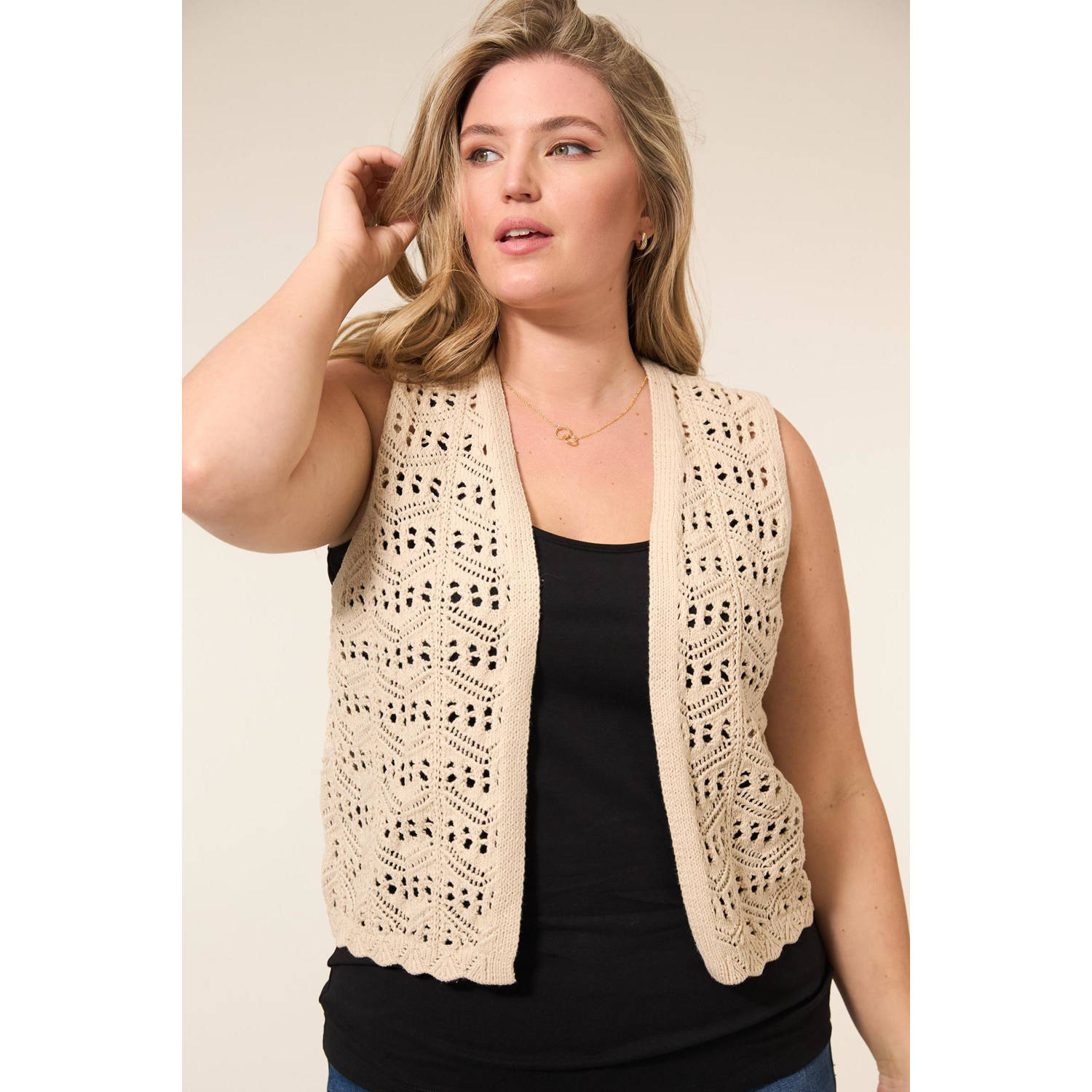 Miss Etam Plus gilet zand crochet