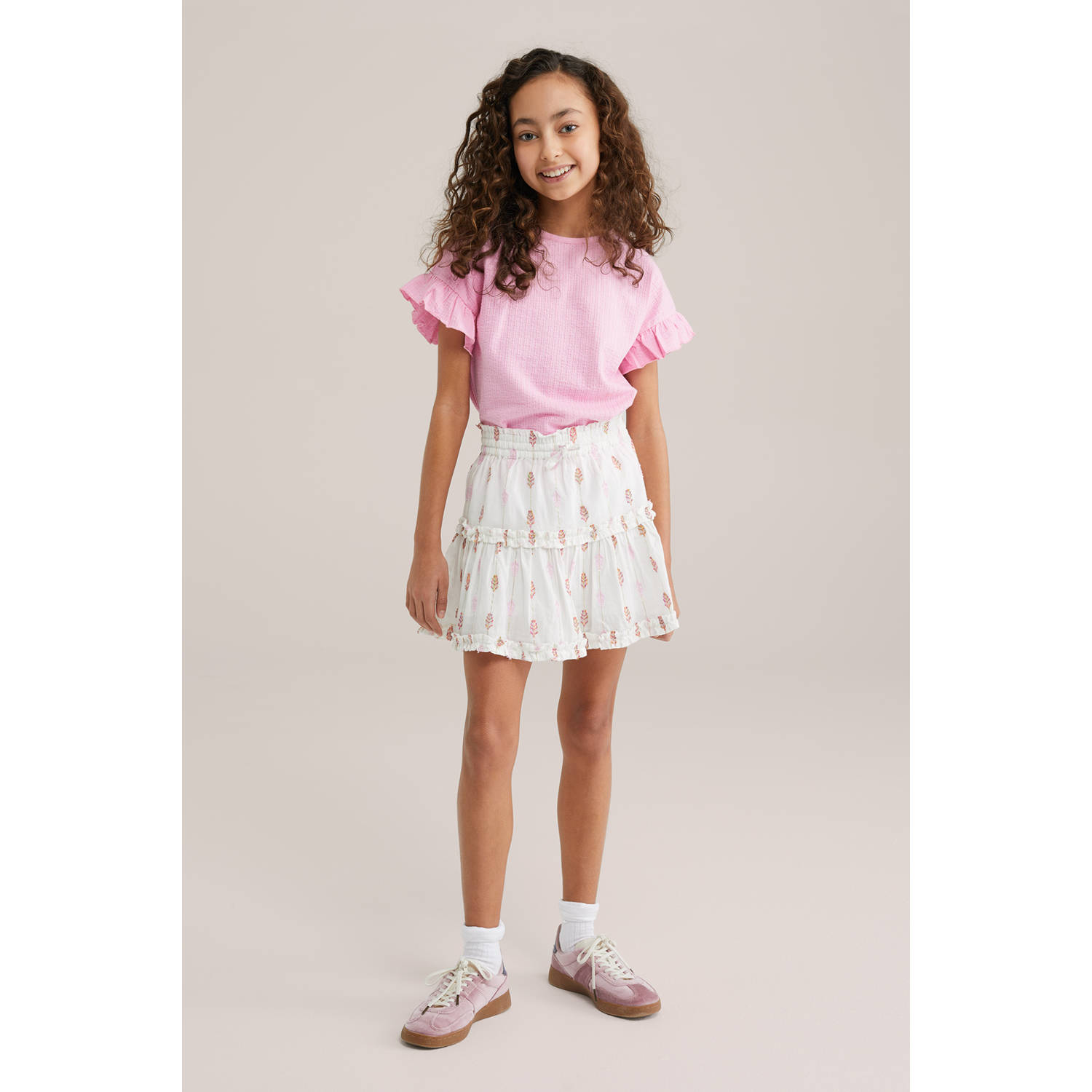 WE Fashion strokenrok wit roze