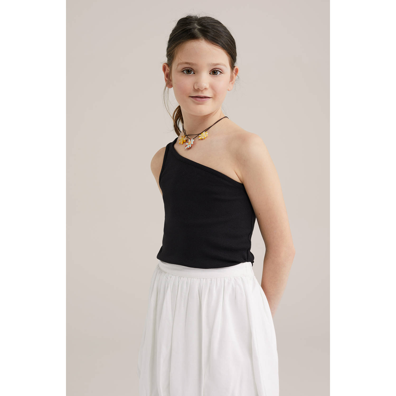 WE Fashion one shoulder top zwart rib gebreid