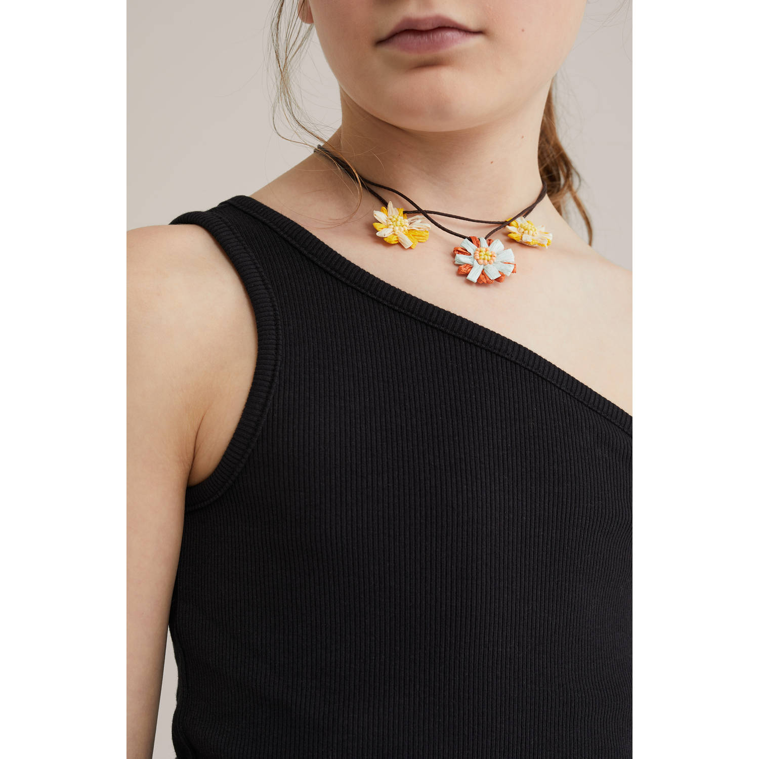 WE Fashion one shoulder top zwart rib gebreid