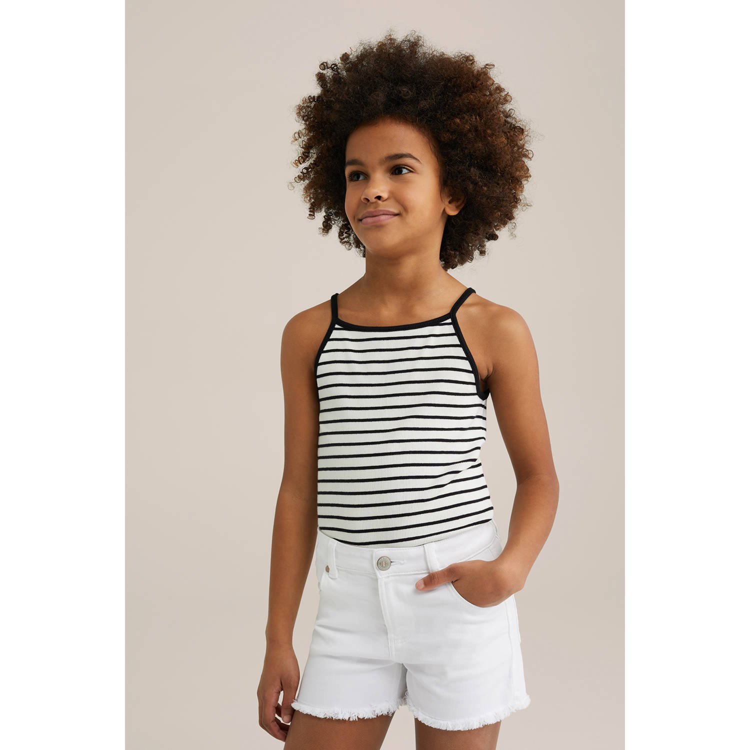 WE Fashion mouwloze top zwart rib gebreid