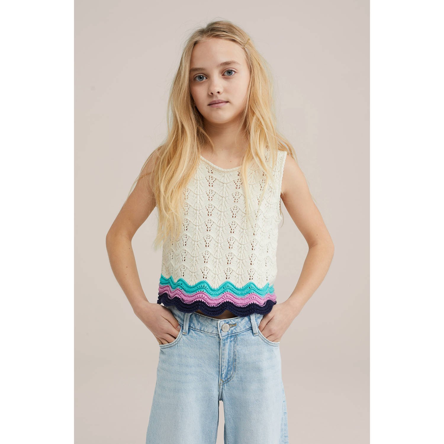 WE Fashion mouwloze top ecru ajour