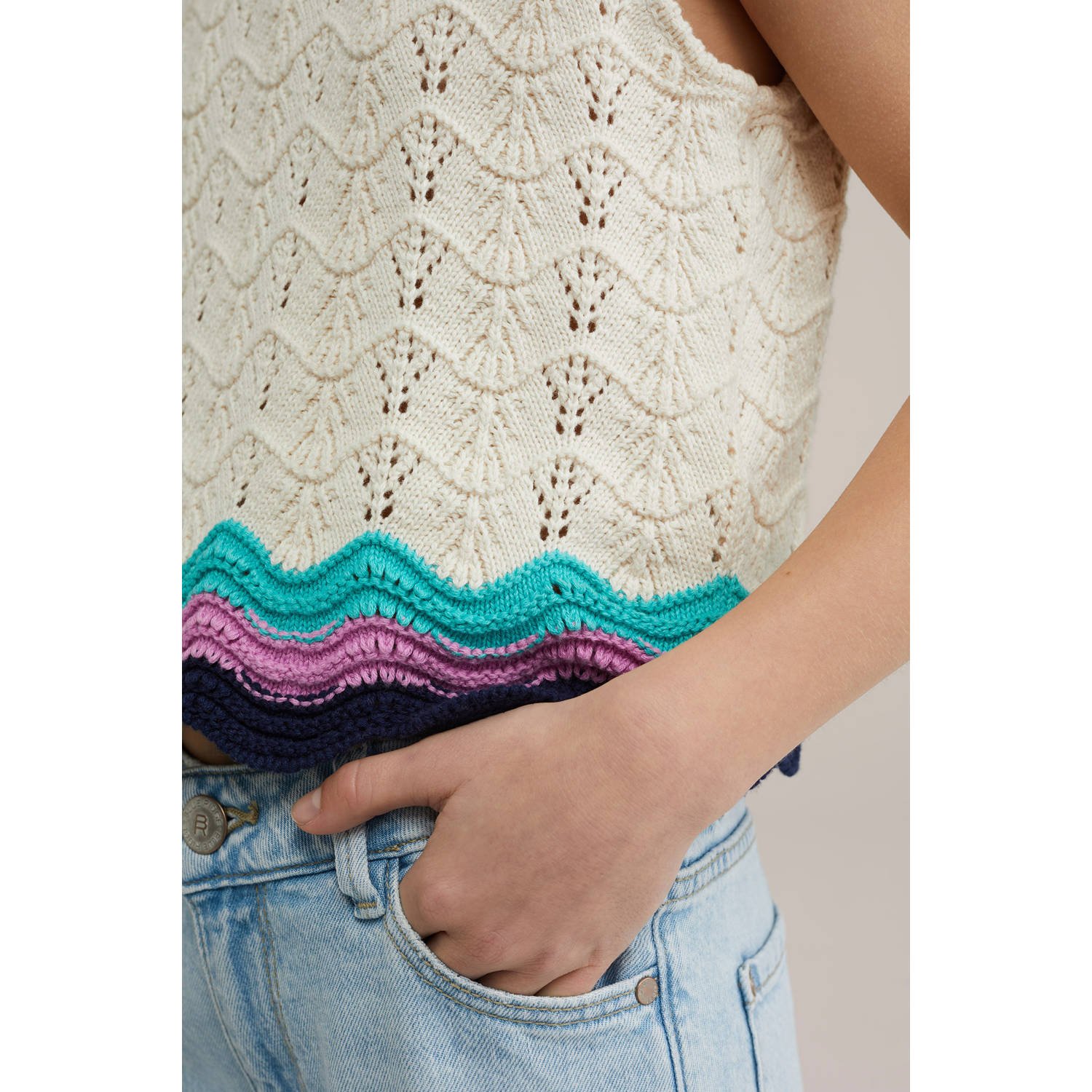 WE Fashion mouwloze top ecru ajour