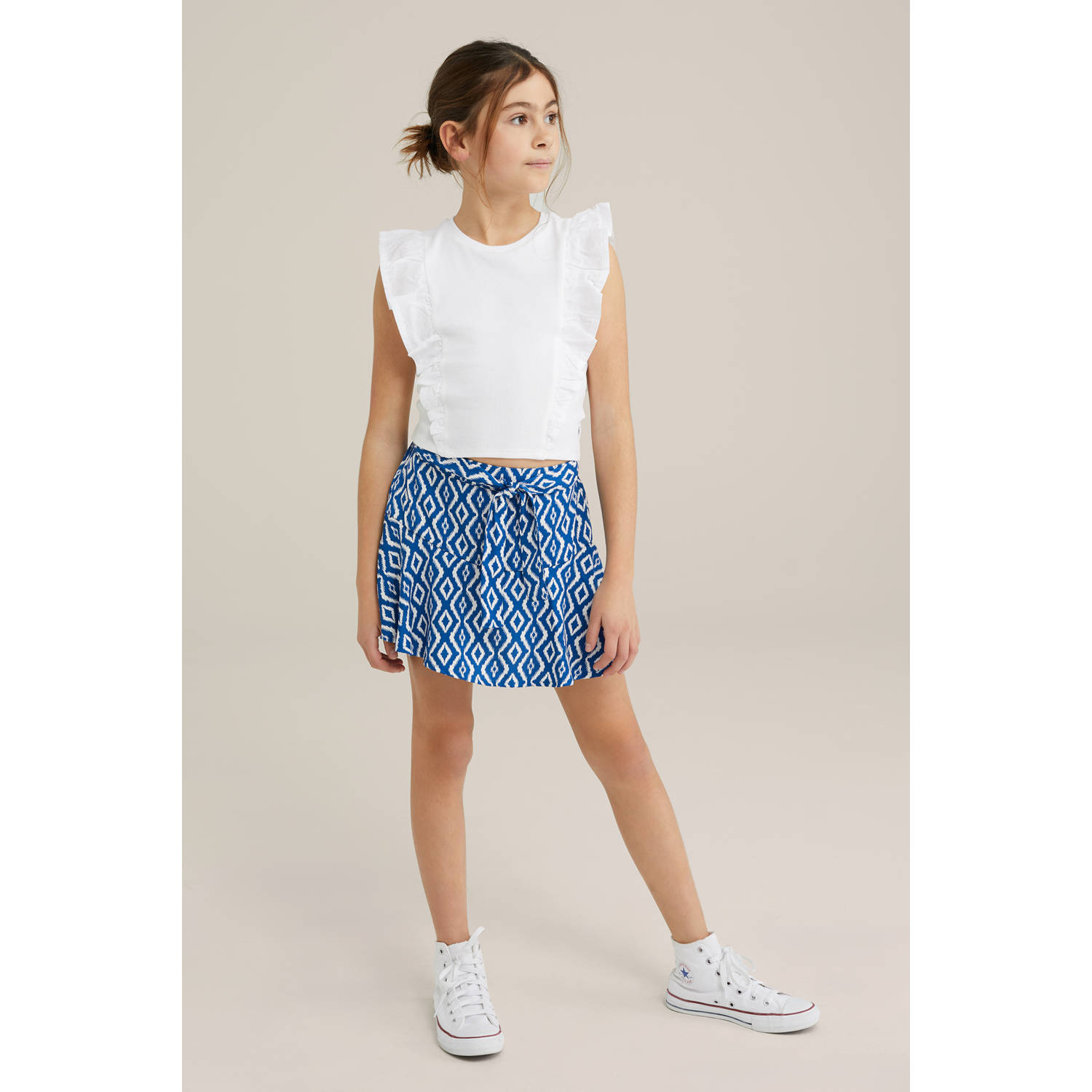 WE Fashion mouwloze top wit rib gebreid