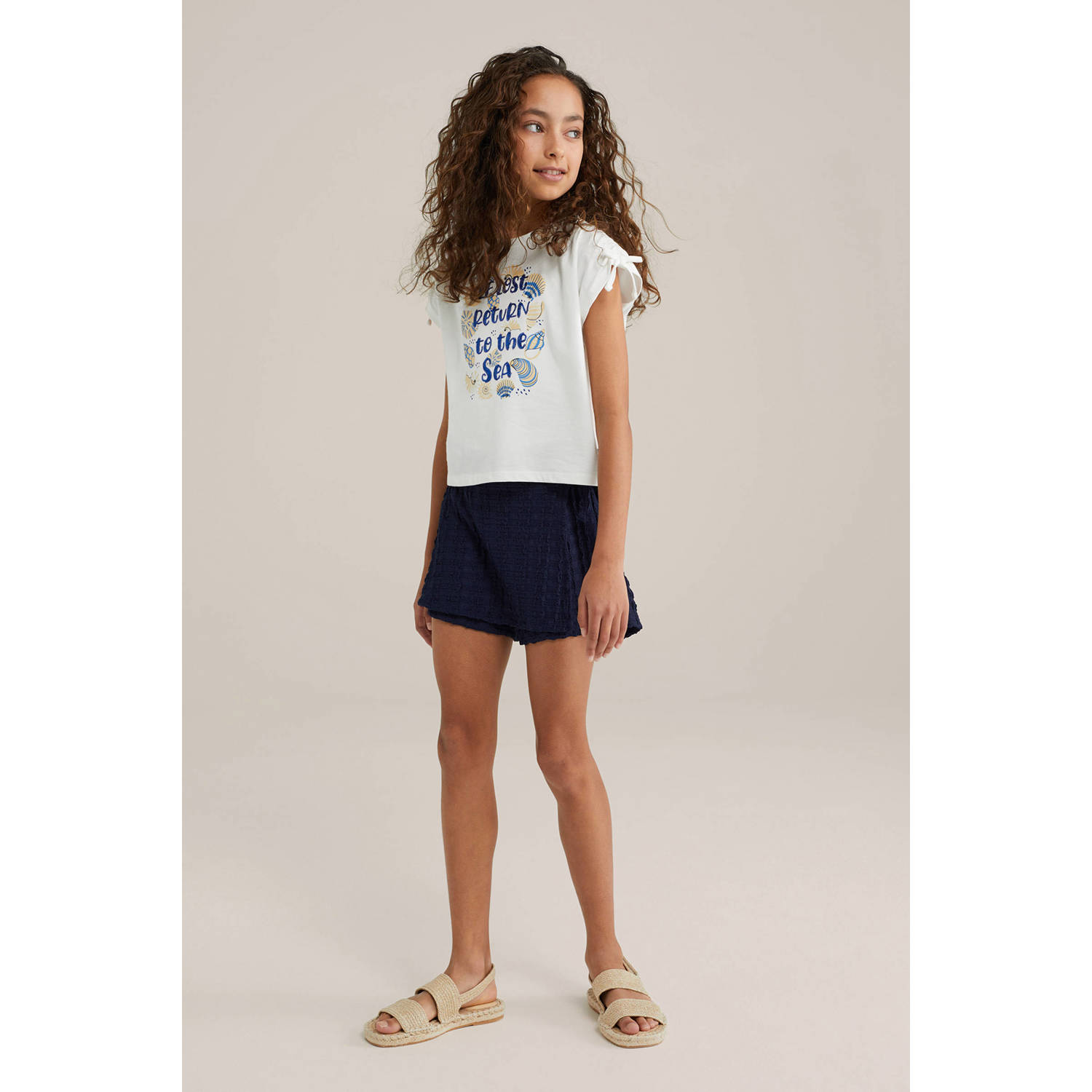 WE Fashion T-shirt wit met pailletten