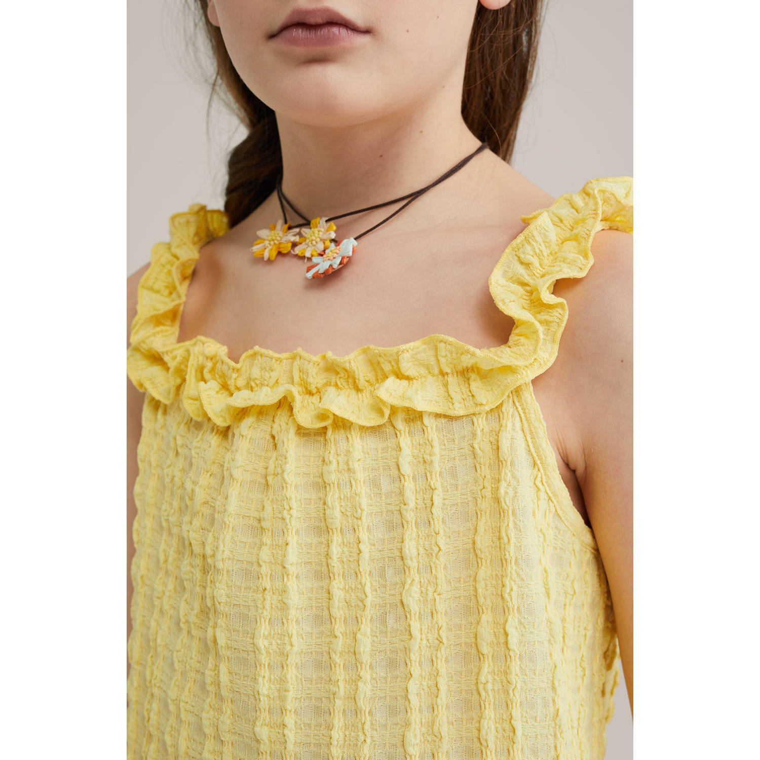 WE Fashion mouwloze top lichtgeel